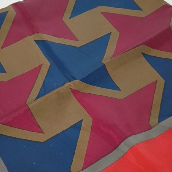 Vintage Totes Rain Scarf Red Blue Geometric Print 1976 Classic 34in Square - Picture 4 of 6